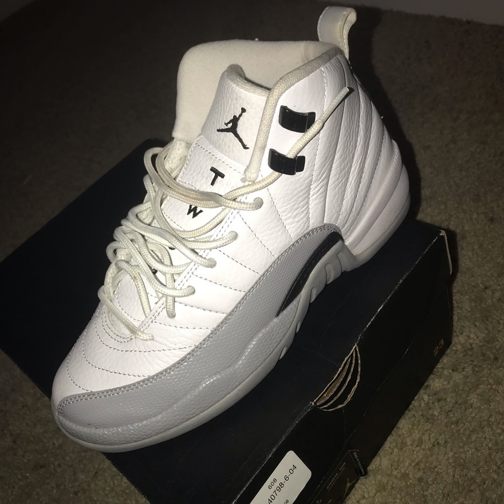 AIR JORDAN 12